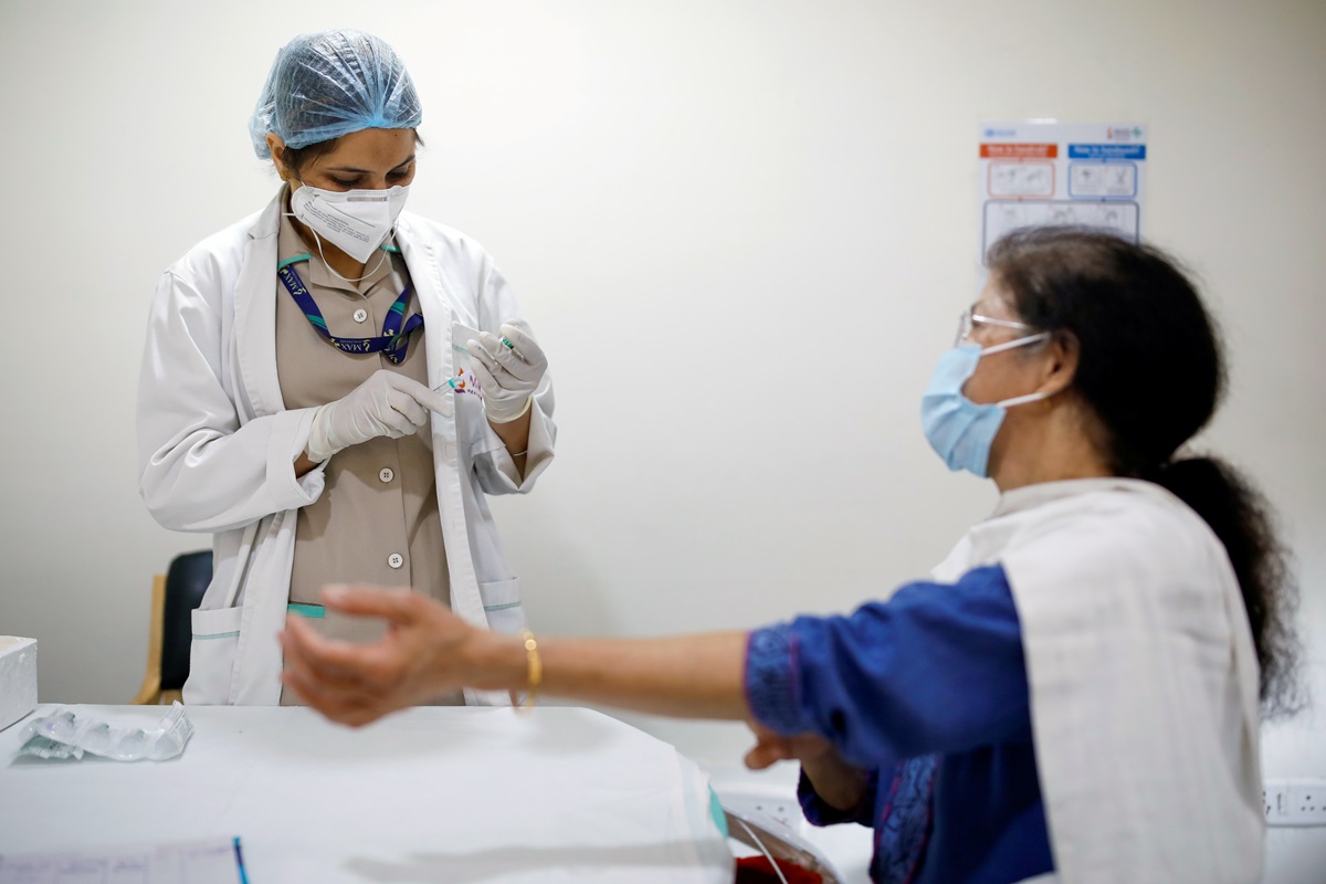 Covid-19 vaccine 'precaution' dose roll-out: Rise in cases & Omicron threat among factors Covid-19 vaccine 'precaution' dose roll-out: Rise in cases & Omicron threat among factors