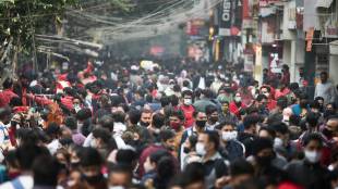 Coronavirus Omicron India Live Updates Crowded Sarojini Nagar market in Delhi