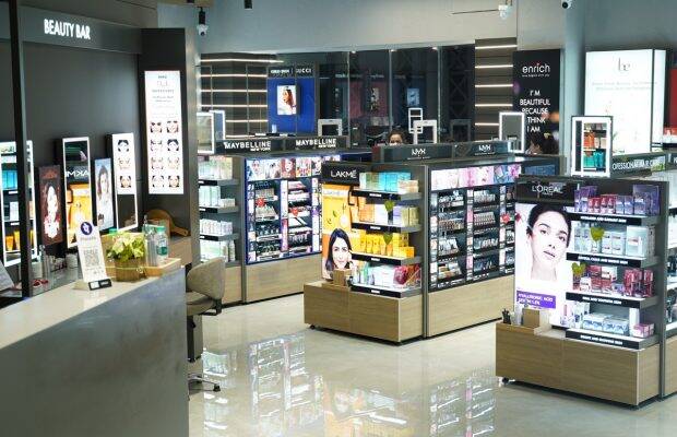 To brace for the impact of the pandemic, salon chains have adopted single-use service kits and disposable tools.