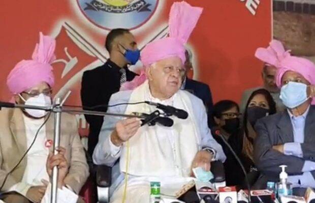 We do not demand prime ministership or presidency but our fight is for our rights which were snatched from us, said Farooq Abdullah. We do not demand prime ministership or presidency but our fight is for our rights which were snatched from us, said Farooq Abdullah.
