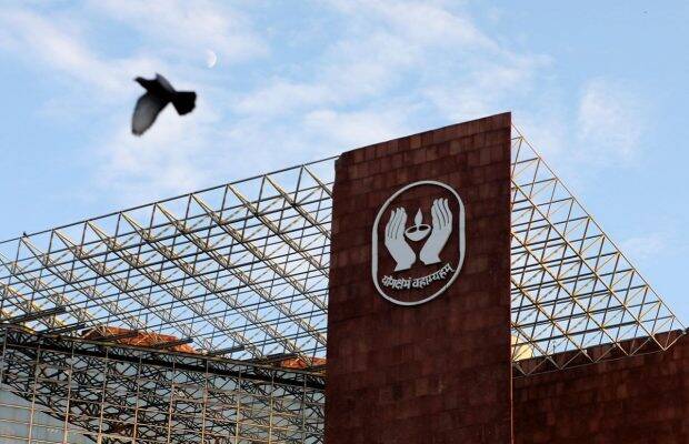 Last month, the banking regulator granted approval to LIC to raise its stake in private lender Kotak Mahindra Bank.
(Image: REUTERS)