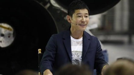 Yusaku Maezawa