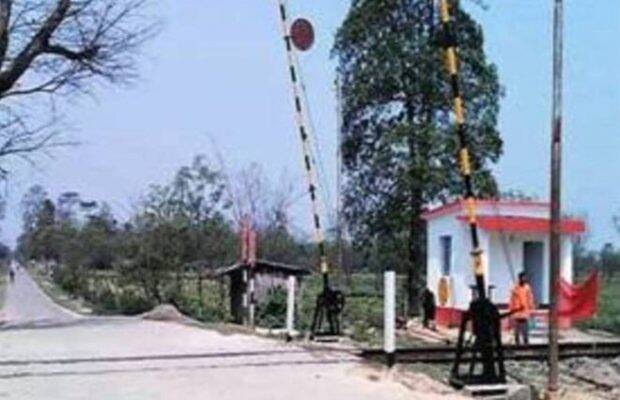 level crossings, bridges