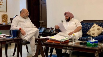 Harsimrat Kaur Badal derided the Captain-BJP-Dhindsa alliance, saying that the people will give a befitting reply to the gaddars (traitors)”.