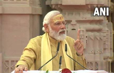 Kashi Vishwanath Dham corridor inauguration: Prime Minister Narendra Modi said that tyrants tried to destroy the holy city of Varanasi but failed time and again. Kashi Vishwanath Dham corridor inauguration: Prime Minister Narendra Modi said that tyrants tried to destroy the holy city of Varanasi but failed time and again.