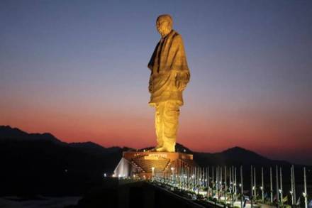 Sardar Patel is credited with efforts that led to the merger of a large number of princely states with the Union of India after independence.
