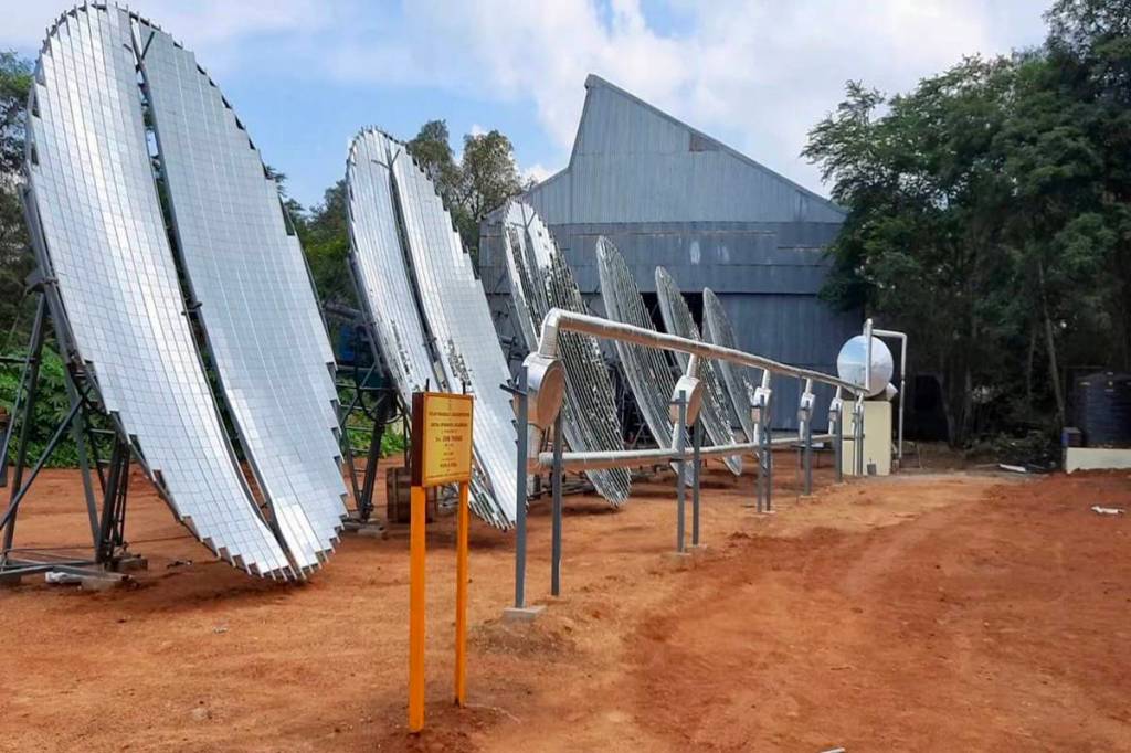 solar concentrator, water heating system