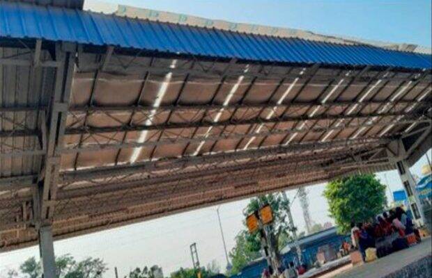 railways, solar panel