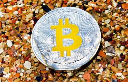 According to Blockchain.com, the bitcoin reward is divided by two every 210,000 blocks, or approximately four years. (Image: stockvault)