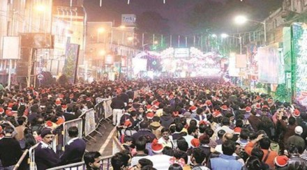 The West Bengal government has relaxed the movement of people and vehicles between 11pm to 5am for nine days from December 24, 2021 to January 1, 2022. The West Bengal government has relaxed the movement of people and vehicles between 11pm to 5am for nine days from December 24, 2021 to January 1, 2022.