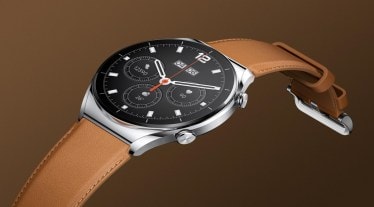 The smartwatch is packed with a 470mAh battery that can deliver up to 12 days of regular usage or up to 24 hours standby time.