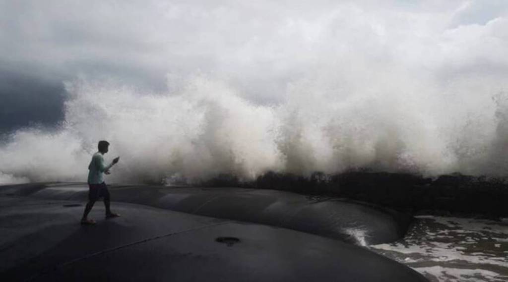 A total of 2,002 people lost their lives due to cyclonic storms, heavy rains, floods and landslides during 2021-22, the data stated. 