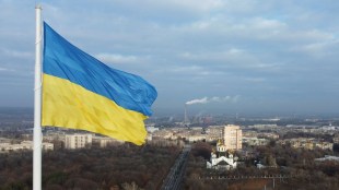 Ukrainian officials have sought to calm nerves as tensions escalate. (Reuters image)
