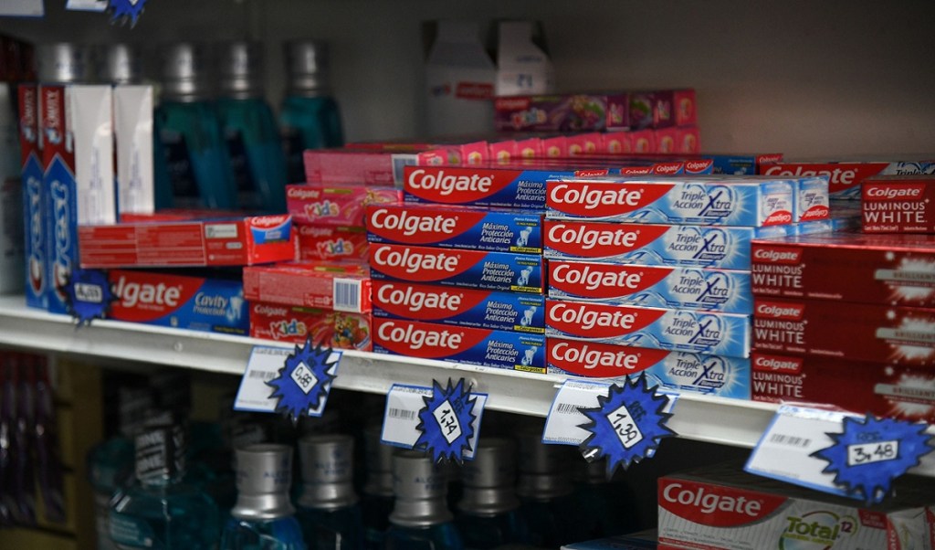 traditional distributors, Colgate, FMCG companies, boycott, B2B wholesales, distributors agitation, HUL, price parity traditional distributors, Colgate, FMCG companies, boycott, B2B wholesales, distributors agitation, HUL, price parity