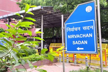 The Commission also held virtual meetings with chief secretaries, chief electoral officers and health secretaries of Goa, Manipur, Punjab, Uttarakhand and Uttar Pradesh. (Pic: FE Online) The Commission also held virtual meetings with chief secretaries, chief electoral officers and health secretaries of Goa, Manipur, Punjab, Uttarakhand and Uttar Pradesh. (Pic: FE Online)