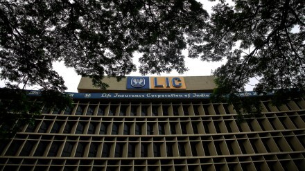 Finance Minister Sitharaman approved the policy of disinvestment of PSUs including the IPO of LIC in the last budget.The government is expected to provide an update on the IPO while presenting the budget on February 1. (File Photo: Reuters)