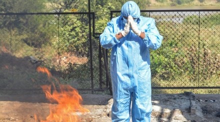 coronavirus india, covid-19 omicron variant live updates, coronavirus omicron cases and deaths in india, cornavirus omicron cases in india, covid-19 booster shot vaccine registration, coronavirus booster shot vaccination latest update, coronavirus third wave in india live, coronavirus night curfew latest update, covid-19 lockdown guidelines, coronavirus night curfew restrictions, coronavirus lockdown in delhi, coronavirus lockdown in maharashtra, coronavirus lockdown in karnataka, coronavirus lockdown in up, coronavirus lockdown in mp, coronavirus lockdown in tamil nadu, coronavirus lockdown in bangalore, coronavirus lockdown india latest update