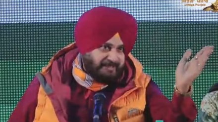Hitting out at AAP's 'Janta Chunegi Apna CM' campaign, Sidhu claimed that given 15 seconds for a call, a private number cannot receive over 21 lakh calls in four days. Hitting out at AAP's 'Janta Chunegi Apna CM' campaign, Sidhu claimed that given 15 seconds for a call, a private number cannot receive over 21 lakh calls in four days.
