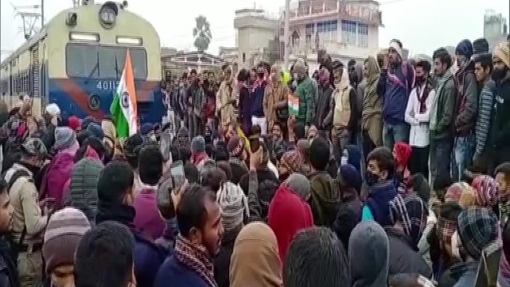Congress general secretary Priyanka Gandhi Vadra appealed to the government to release the students who have been arrested.