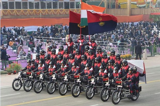 All-women motorcycle team 'Seema Bhawani' from Border Security Force during the Republic Day Parade 2022, at Rajpath.(PTI Photo)
