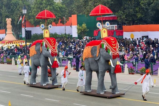 Artists perform at the Republic Day Parade 2022 at Rajpath in New Delhi.(PTI Photo)