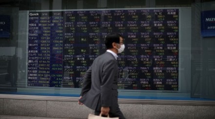 Asian markets were mixed on Friday. (File Photo: Reuters)