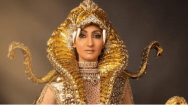 Navdeep Kaur is seen posing in her “avant-garde outfit” which is inspired by "Kundalini chakra” or chakras which is said to open up the positive characteristics of the human body via mind (Photo: Instagram/ mrsindiainc)