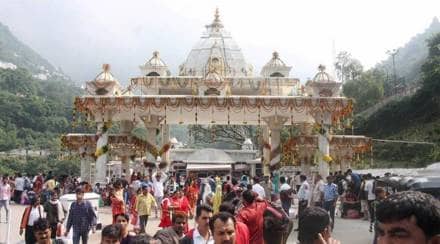 Katra town for the yatra to Trikuta Hills stayed deserted on Sunday after witnessing major footfall in the past three days.