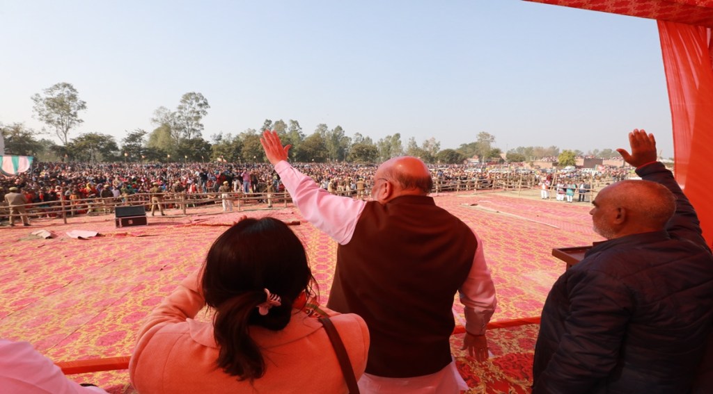 By early January, after the exit of Swami Prasad Maurya and a few other OBC MLAs dealt a blow, Shah stepped in to take complete charge of the UP campaign.