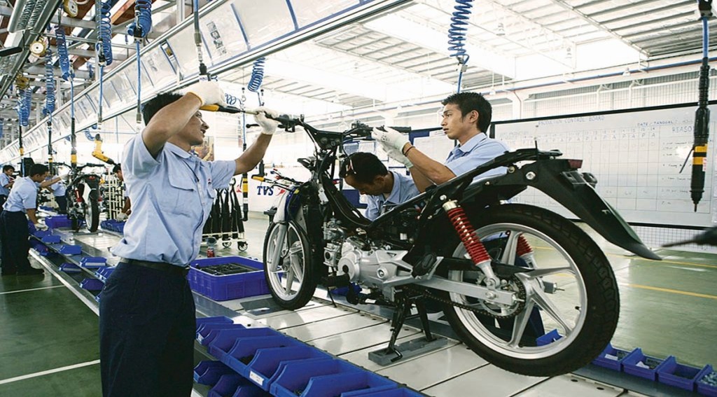 TVS invested Rs 2.4 bn in Q3 including Rs 0.5 bn in financing arm, Rs 1.2 bn in TVS Singapore and Rs 0.8 bn in Ultraviolette (electric bike start up). TVS invested Rs 2.4 bn in Q3 including Rs 0.5 bn in financing arm, Rs 1.2 bn in TVS Singapore and Rs 0.8 bn in Ultraviolette (electric bike start up).