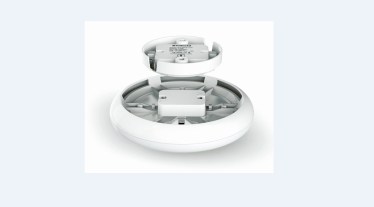 Our trial unit was the 12-watt round variant that retails for Rs 790.