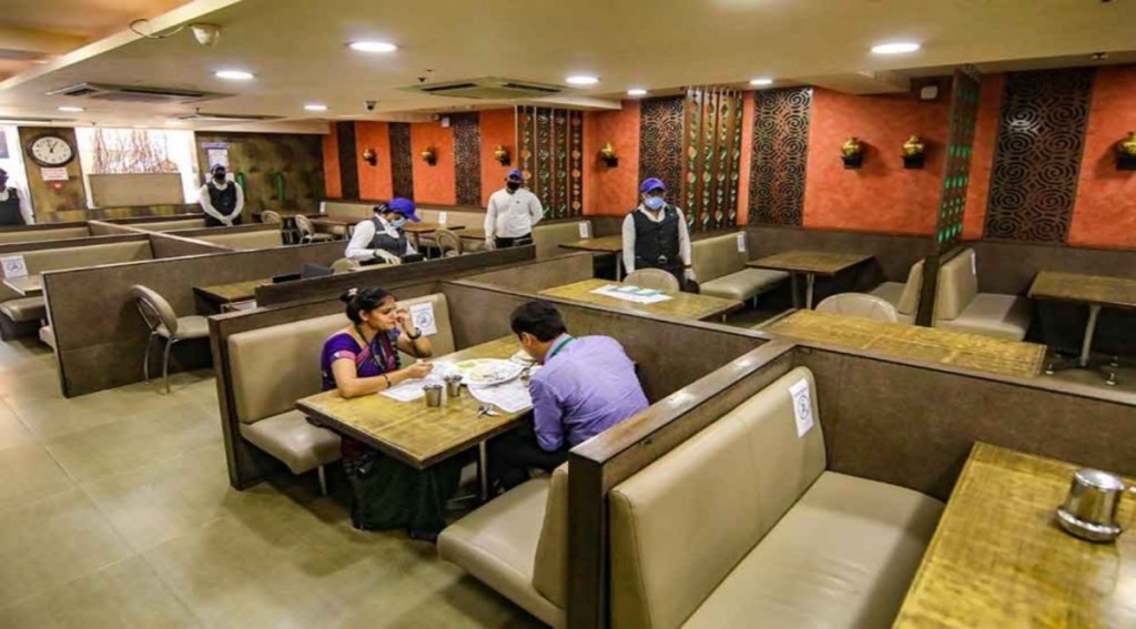 For instance, footfalls are back to 70% of the pre-pandemic levels at Mumbai’s Infinity Malls, but as Mukesh Kumar, CEO of Infinity Malls, said, curbs on restaurants to operate at 50% of their capacity is still impacting business. (Representative image/ File photo)