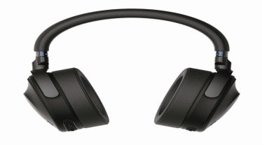 Yamaha has tried to ensure youcan use these anywhere, and that’s why you get USB power cable, audio cable and even a flight adaptor in the box. These are Bluetooth-enabled, and the claimed continuous playback time is 35 hours.