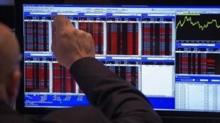 pite wild volatility, the Dow lost less than 500 points on the day of the invasion and, in fact, recovered a little ground the following day.
