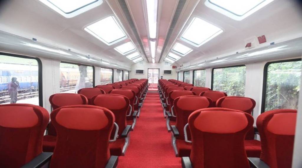 vistadome coaches