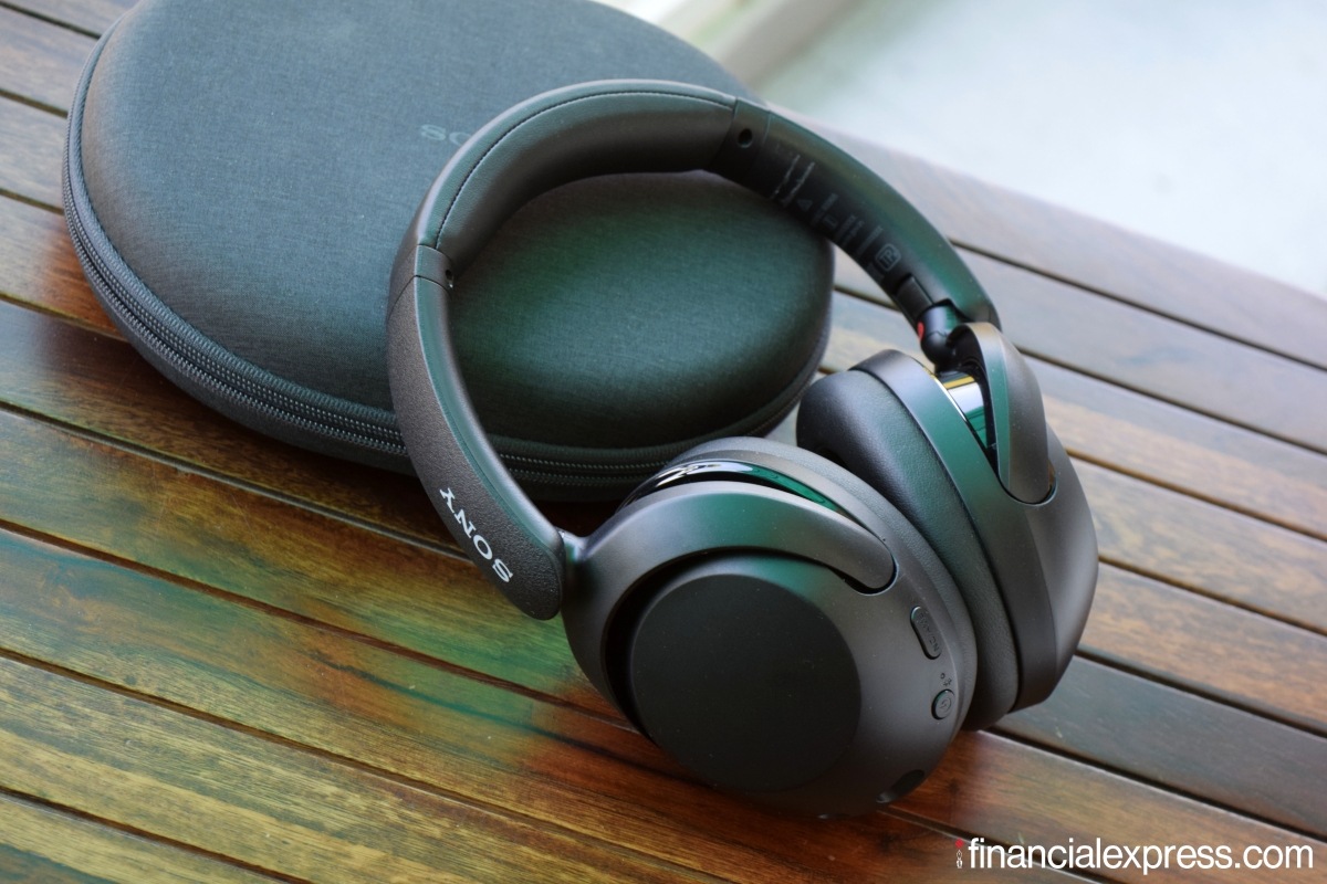 Sony WH-XB910N wireless headphones
