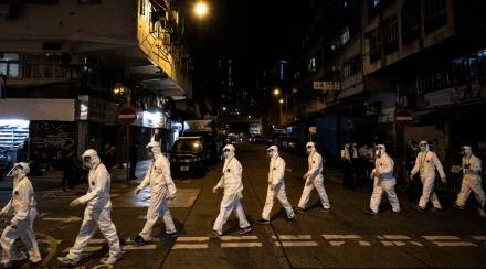 Hong Kong is facing its worst outbreak of the pandemic, topping 2,000 new COVID-19 cases per day this week. (Lam Yik Fei/The New York Times) Hong Kong is facing its worst outbreak of the pandemic, topping 2,000 new COVID-19 cases per day this week. (Lam Yik Fei/The New York Times)