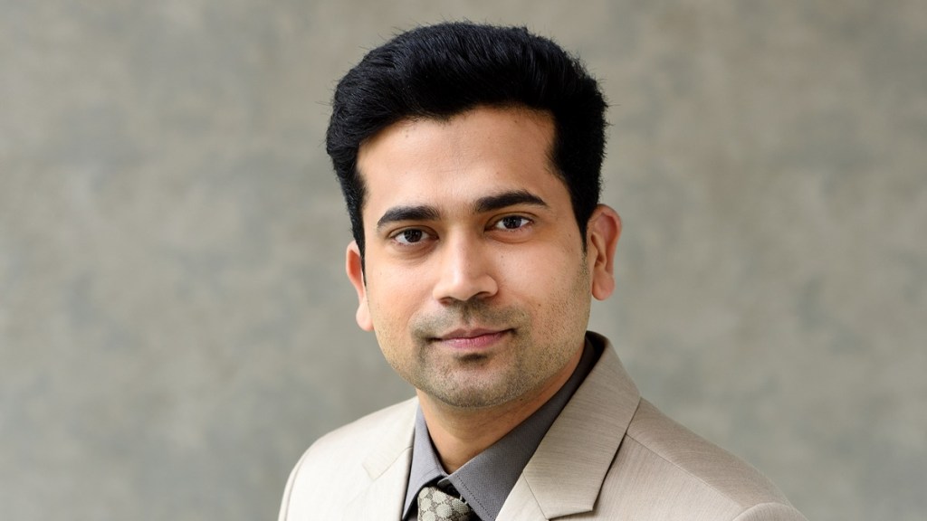 Kalyanaraman is a loyal customer of Vertu Phone.