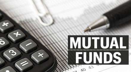 Passive funds carry risks such as security concentration risks and exchange-related liquidity risks.