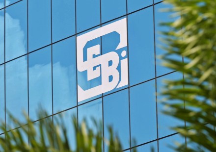 Securities and Exchange Board of India (SEBI), India's market regulator, said the requirement for the listed companies to split the roles of chairman and managing director, before the April 1, 2022 deadline, will be voluntary and not mandatory, (File Photo: Reuters)
