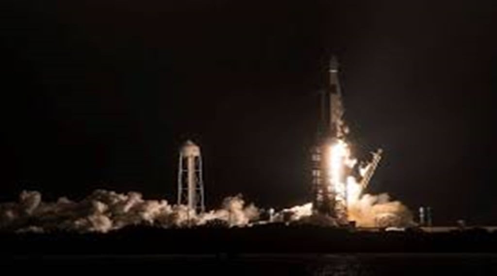 SpaceX Falcon 9 rocket SpaceX Falcon 9 rocket