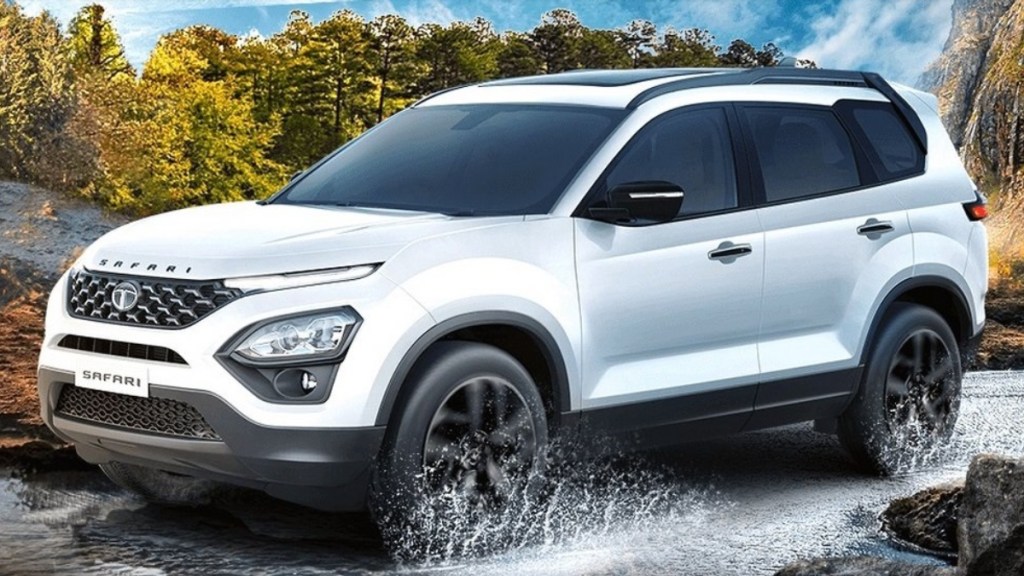 Tata Safari Adventure Persona