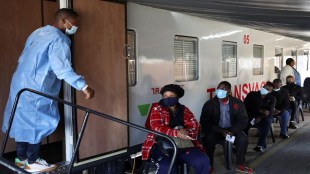 covid 19 vaccination in south africa