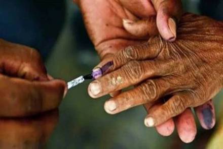 Of the 38 seats voting today, 29 are in districts of Imphal East, Imphal West and Bishnupur while the remaining nine are spread across Churchandpur, Kangpokpi and Pherzawl. 
