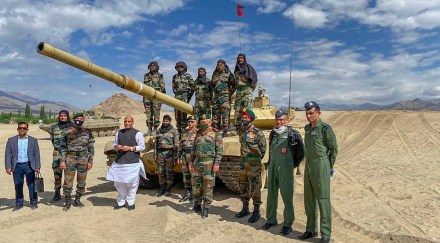 The Indian Army has stationed its heavy weight T-90 tanks in Ladakh and this was in addition to the T-72 tanks, which according to information available in the public domain weighs around 45 tonnes. (File image)
