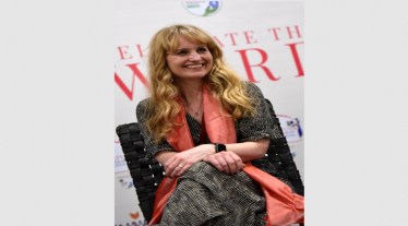 Bioarchaeologist Cat Jarman at JLF 2022