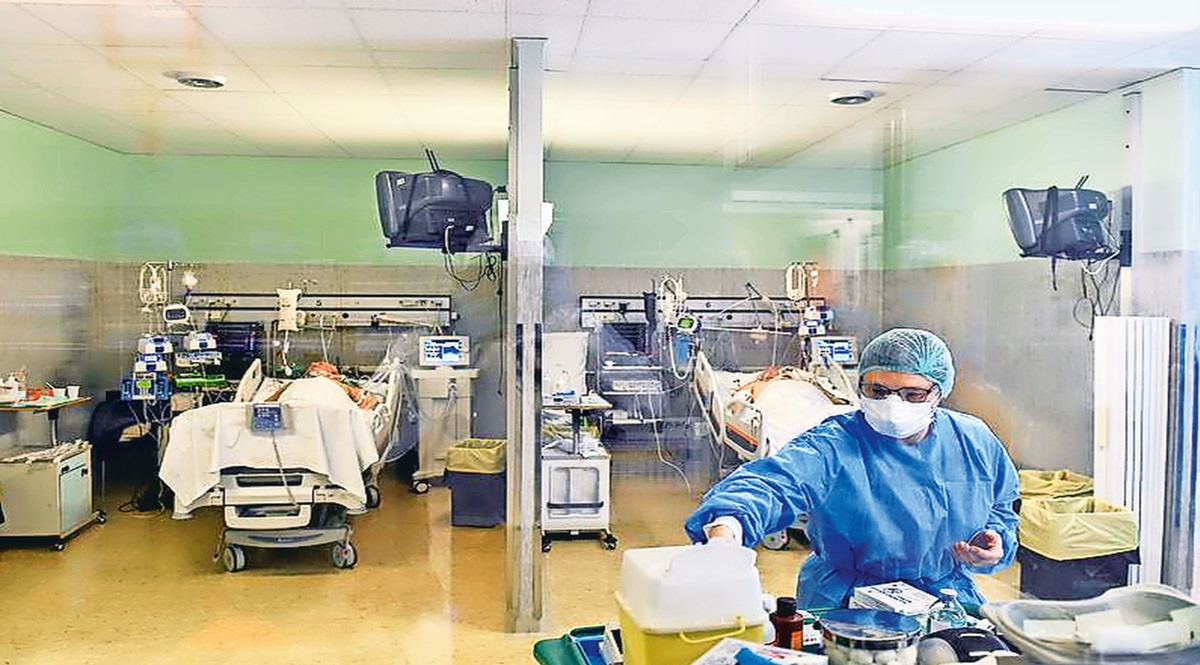 The RBI’s report on the State of the Economy started on a sombre note, which says that the outlook for the global economy is beset with downside risks and Omicron continues to weigh on overall activity