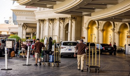 hotel, hotel industry, hospitality, inflation, ARR increase, recovery, bookings, domestic travel, tourists, wedding, leisure travel, weekend getaways, roadtrip, digital, hygiene