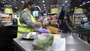 CPI, inflation, price hike, consumer spending, wholesale inflation, RBI, monetary policy, commodity prices, RBI on inflation