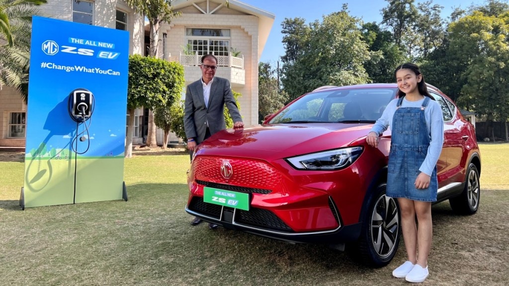 new mg zs